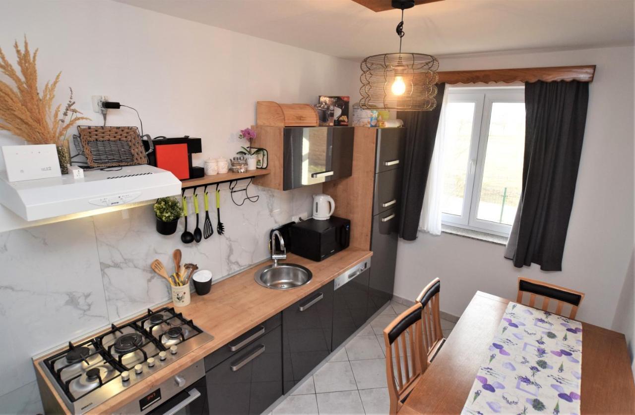 Holiday Home Melani Sinac Esterno foto